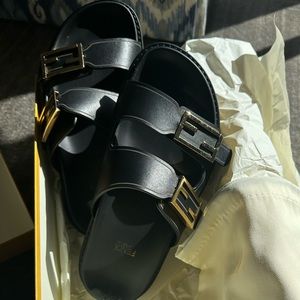 Gorgeous Fendi buckle slide sandals worn only three times 38.5 box and dust bag